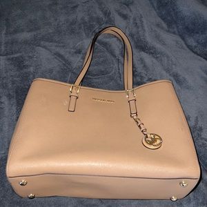 Michael Kors Medium Tote